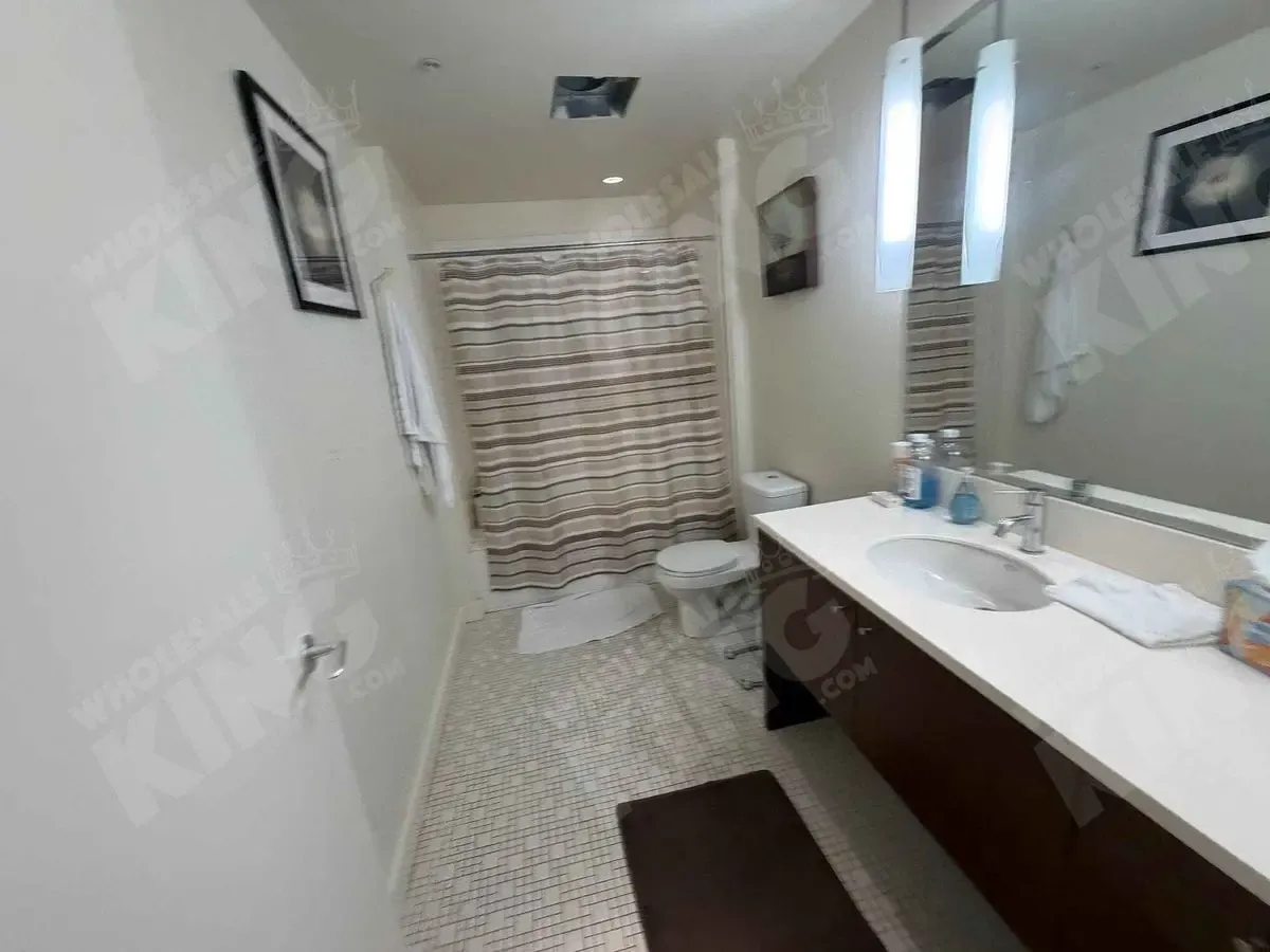 Portland Condo — Turnkey John Ross Unit with No Rental Cap - Photo 12