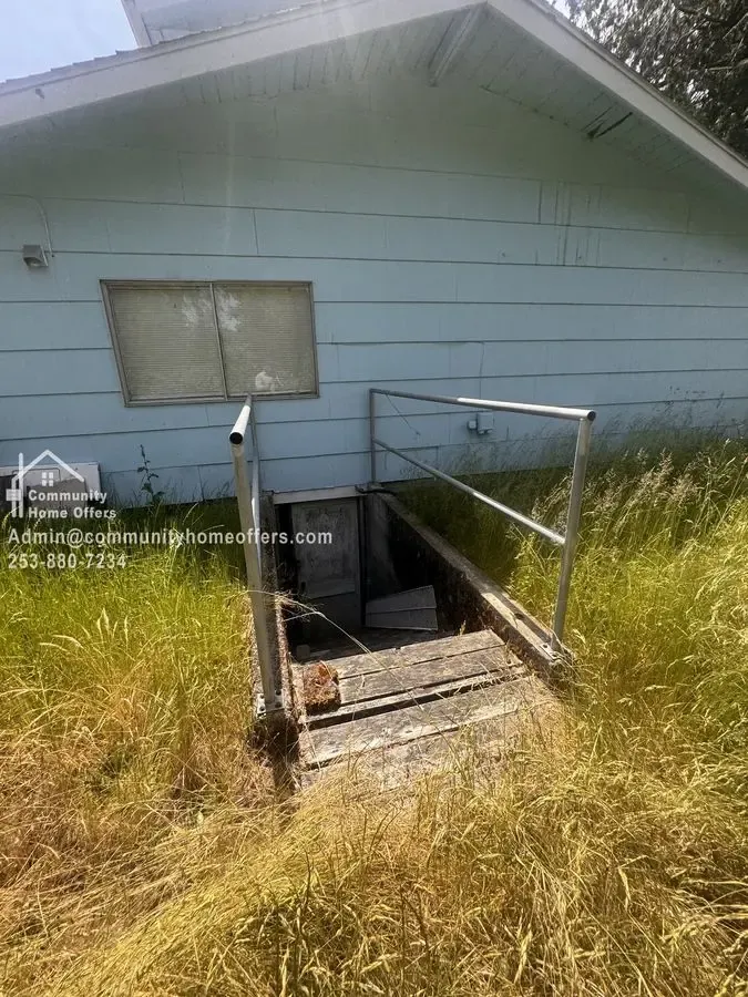 Tacoma Fixer — $275K / $550K ARV - Photo 13