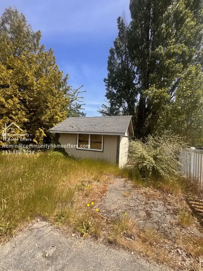 Tacoma Fixer — $275K / $550K ARV - Photo 9