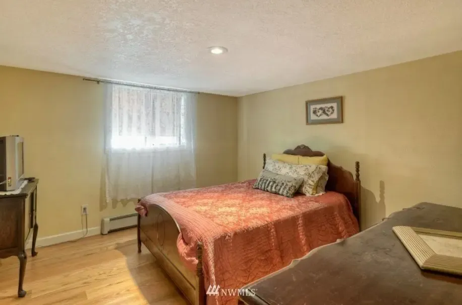 Seattle Queen Anne Opportunity - Photo 6