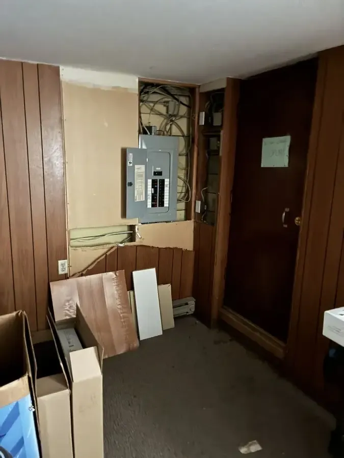Seattle Flip 2/1 + Daylight Basement — $600K / $825K+ ARV - Photo 29