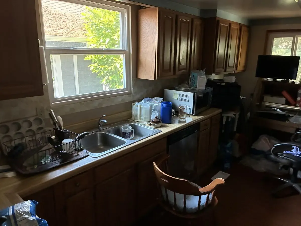 Seattle Flip 2/1 + Daylight Basement — $600K / $825K+ ARV - Photo 18