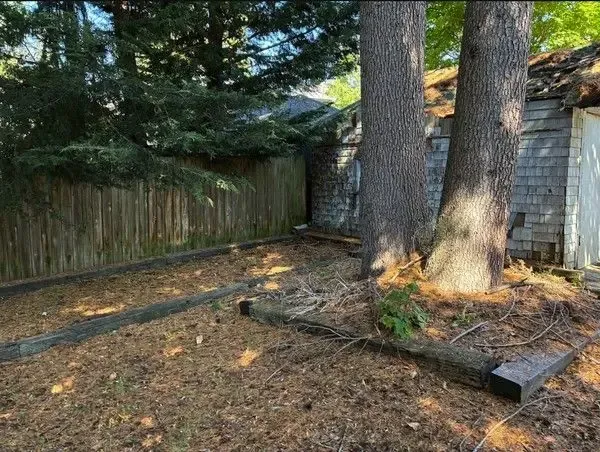 Seattle Flip 2/1 + Daylight Basement — $600K / $825K+ ARV - Photo 9