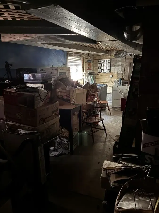 Seattle Flip 2/1 + Daylight Basement — $600K / $825K+ ARV - Photo 26