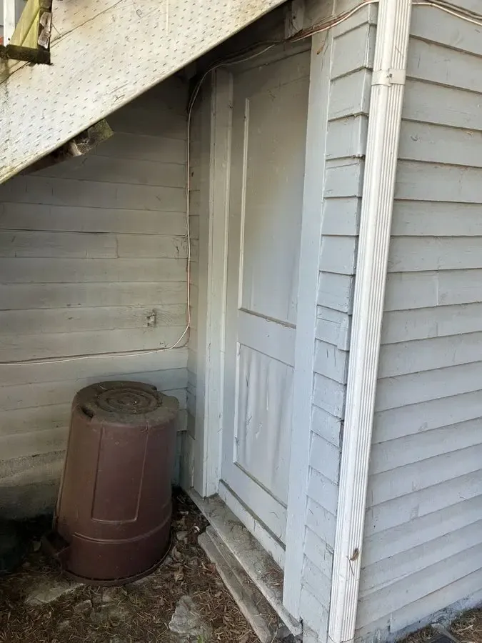 Seattle Flip 2/1 + Daylight Basement — $600K / $825K+ ARV - Photo 33