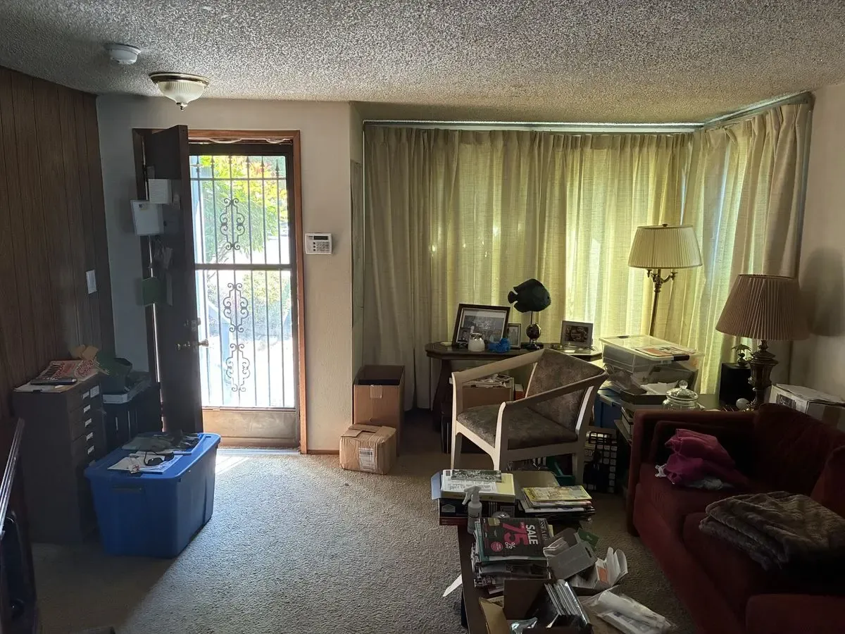 Seattle Flip 2/1 + Daylight Basement — $600K / $825K+ ARV - Photo 15