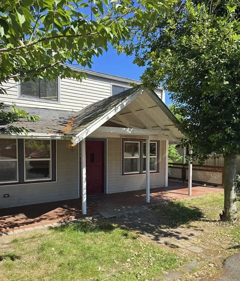West Seattle Off-Market 6 Bed / 3 Bath — $480K / $700K ARV - Photo 3
