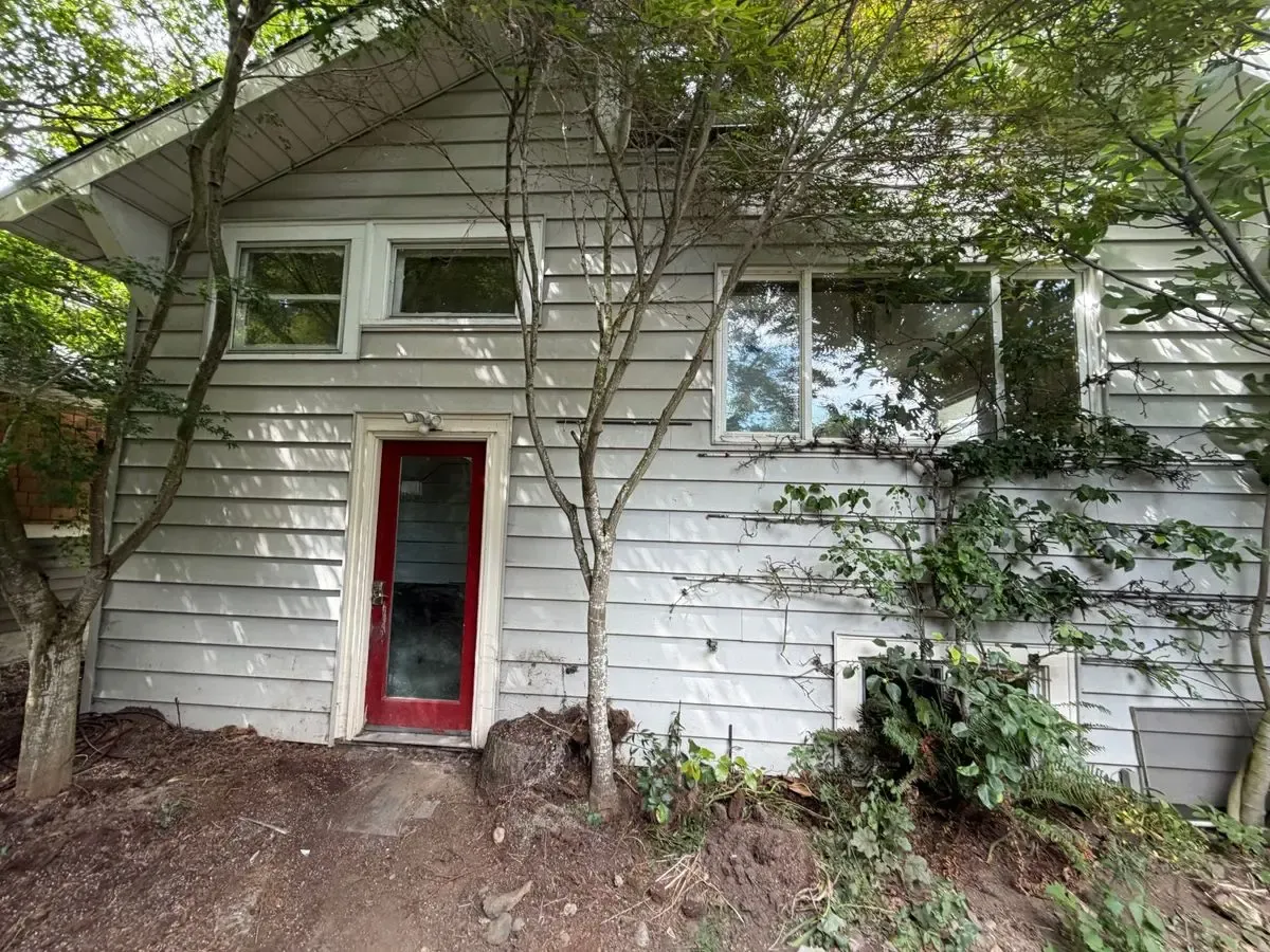 Fremont-Area Seattle Flip — $930K / $1.45M ARV, Finish to 4 Bed, Comps Included - Photo 34