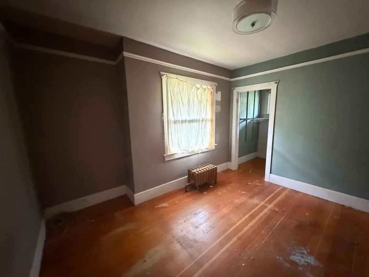 Fremont-Area Seattle Flip — $930K / $1.45M ARV, Finish to 4 Bed, Comps Included - Photo 8