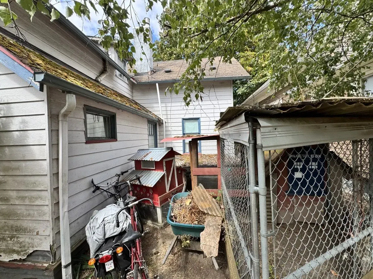Tacoma Century Fixer 4/2 — $280K / $550K ARV - Photo 21