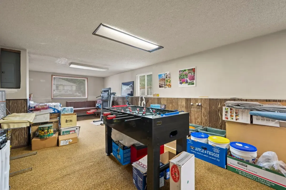 South Seattle Opportunity — Spacious Living Area - Photo 39