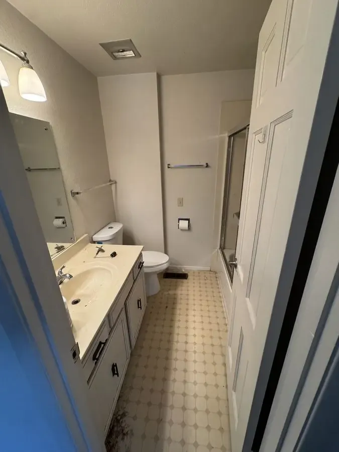 Bellevue Lake Hills — Strong Flip Opportunity - Photo 16