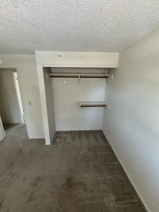 Bellevue Lake Hills — Strong Flip Opportunity - Photo 21