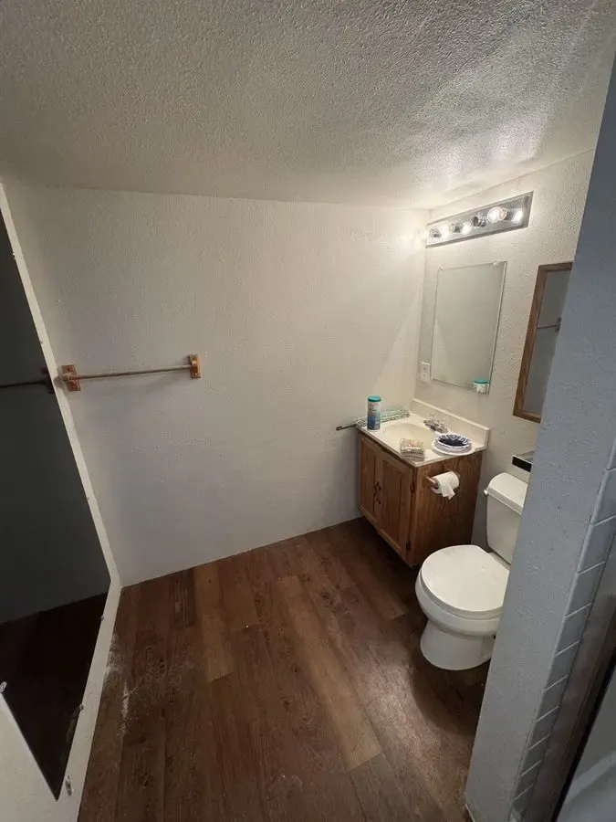 Bellevue Lake Hills — Strong Flip Opportunity - Photo 24
