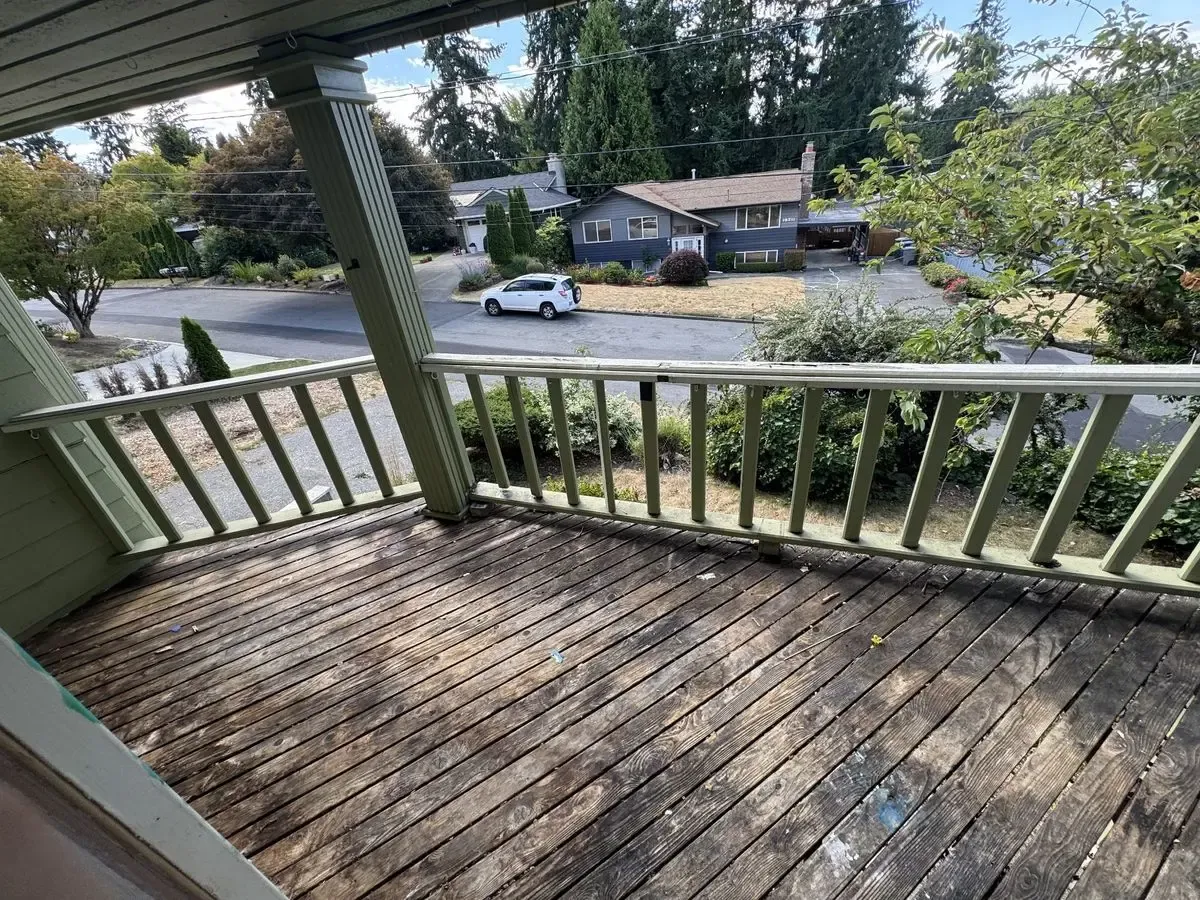 Bellevue Lake Hills — Strong Flip Opportunity - Photo 35