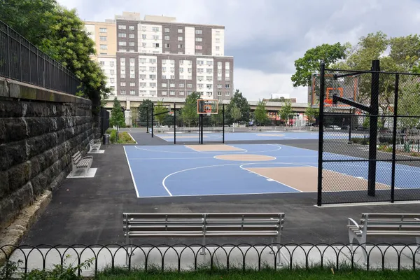 Pulaski Park