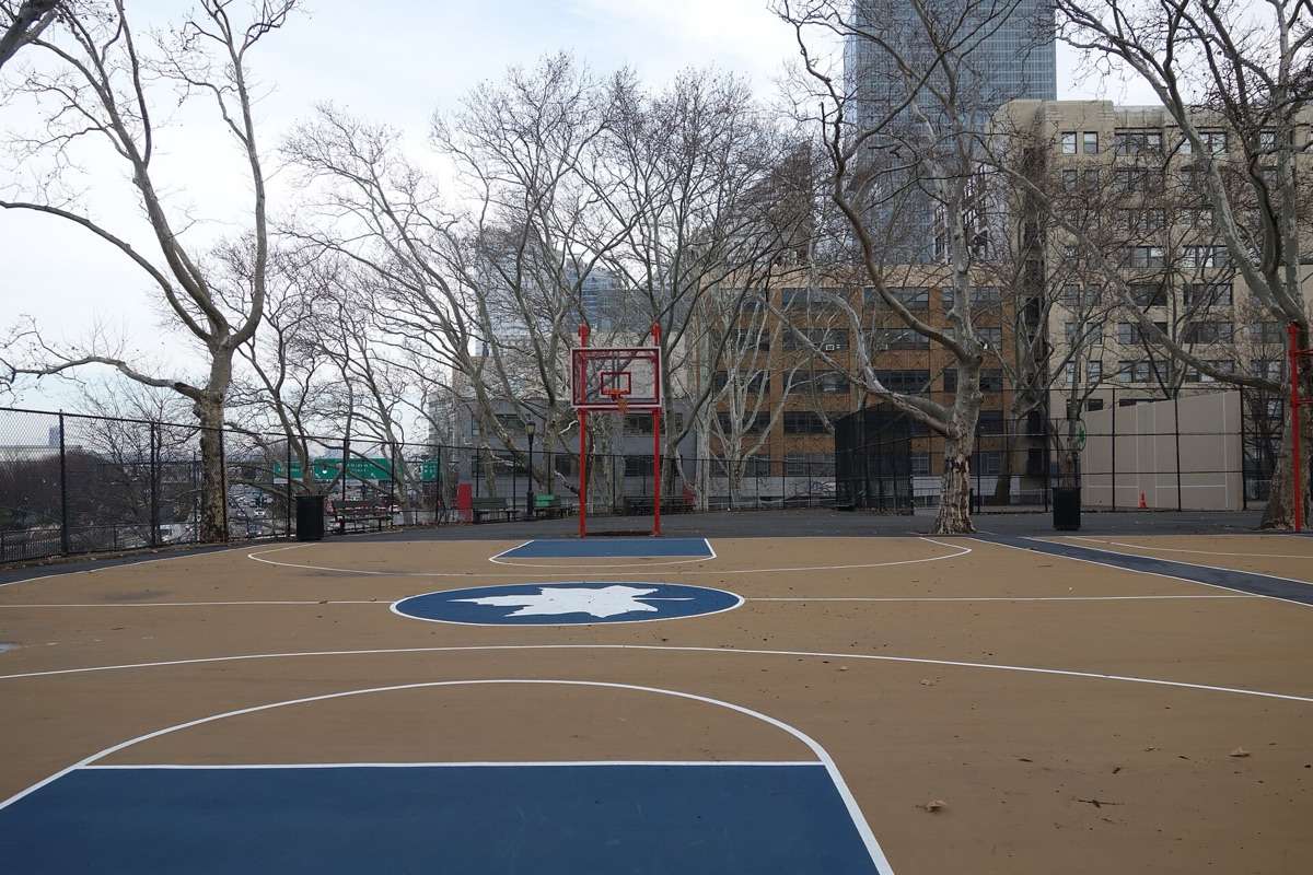 De Witt Clinton Park