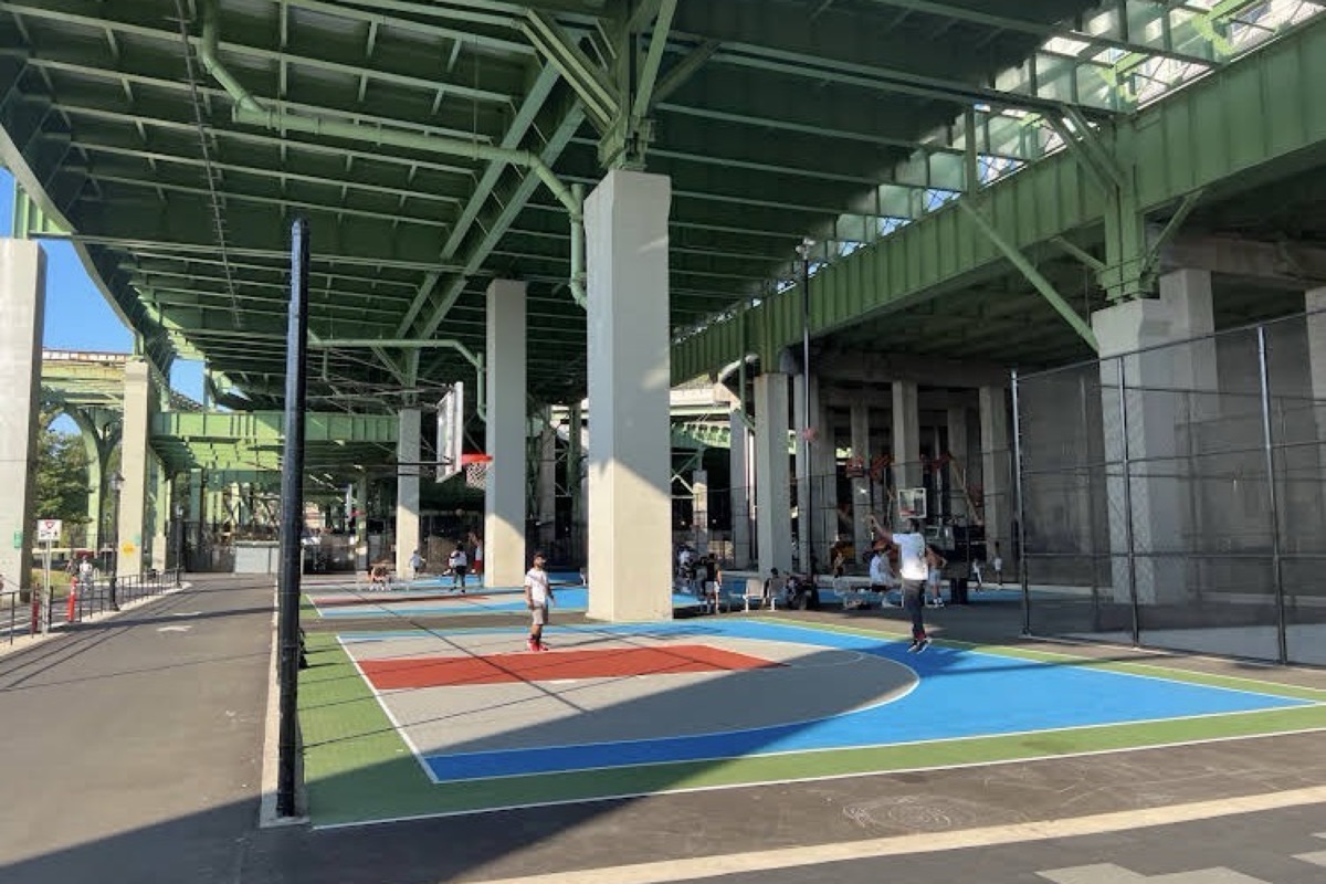 71st St. Court Riverside Park