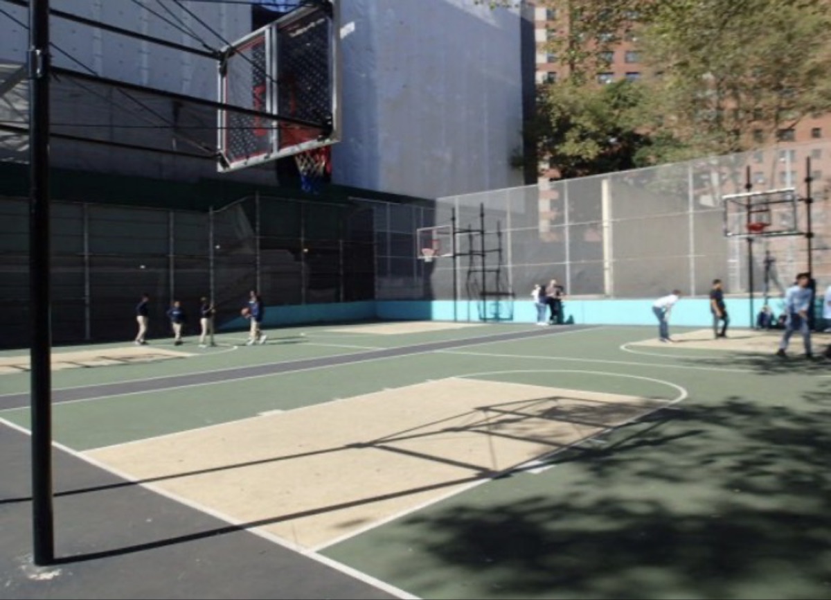 Playground 125
