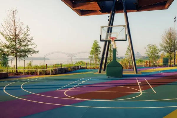 Tom Lee Park