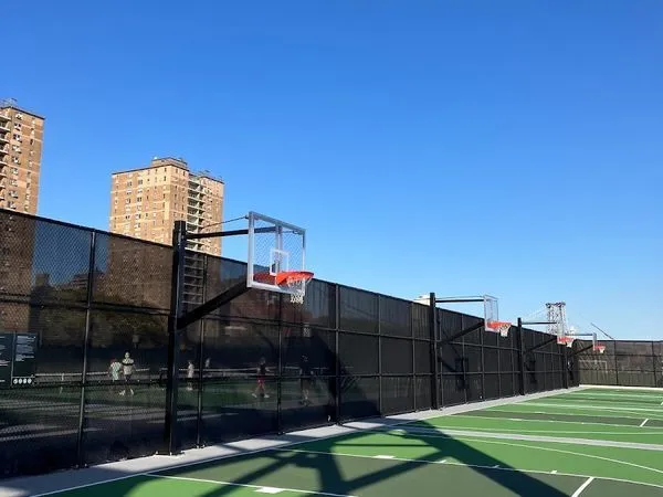 Pier 42