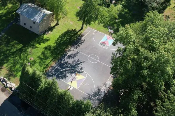 Barrett Park/Belltown Court