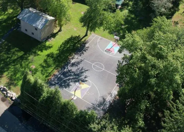 Barrett Park Court - Stamford