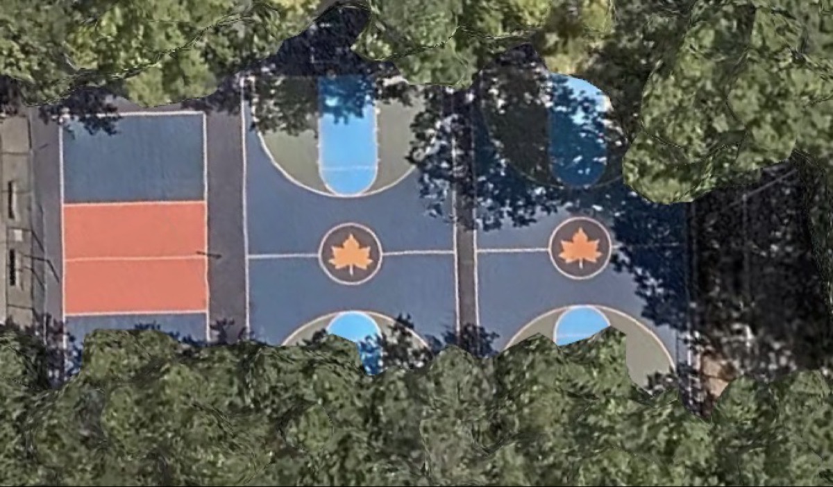 Riverside Park Court