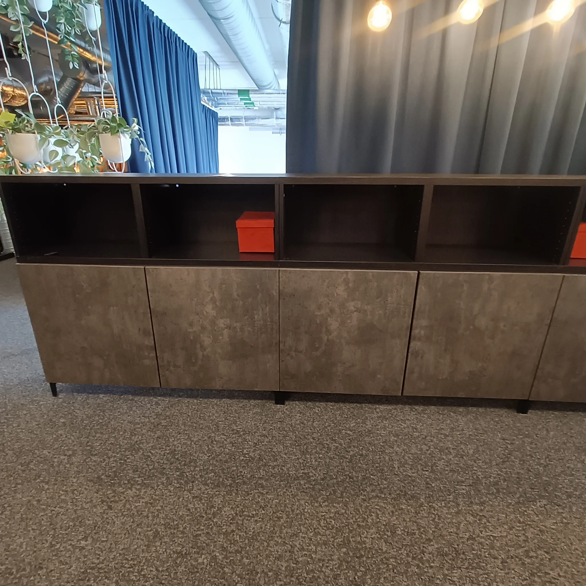 2st Ikea Bestå skåp ca120x40x112cm