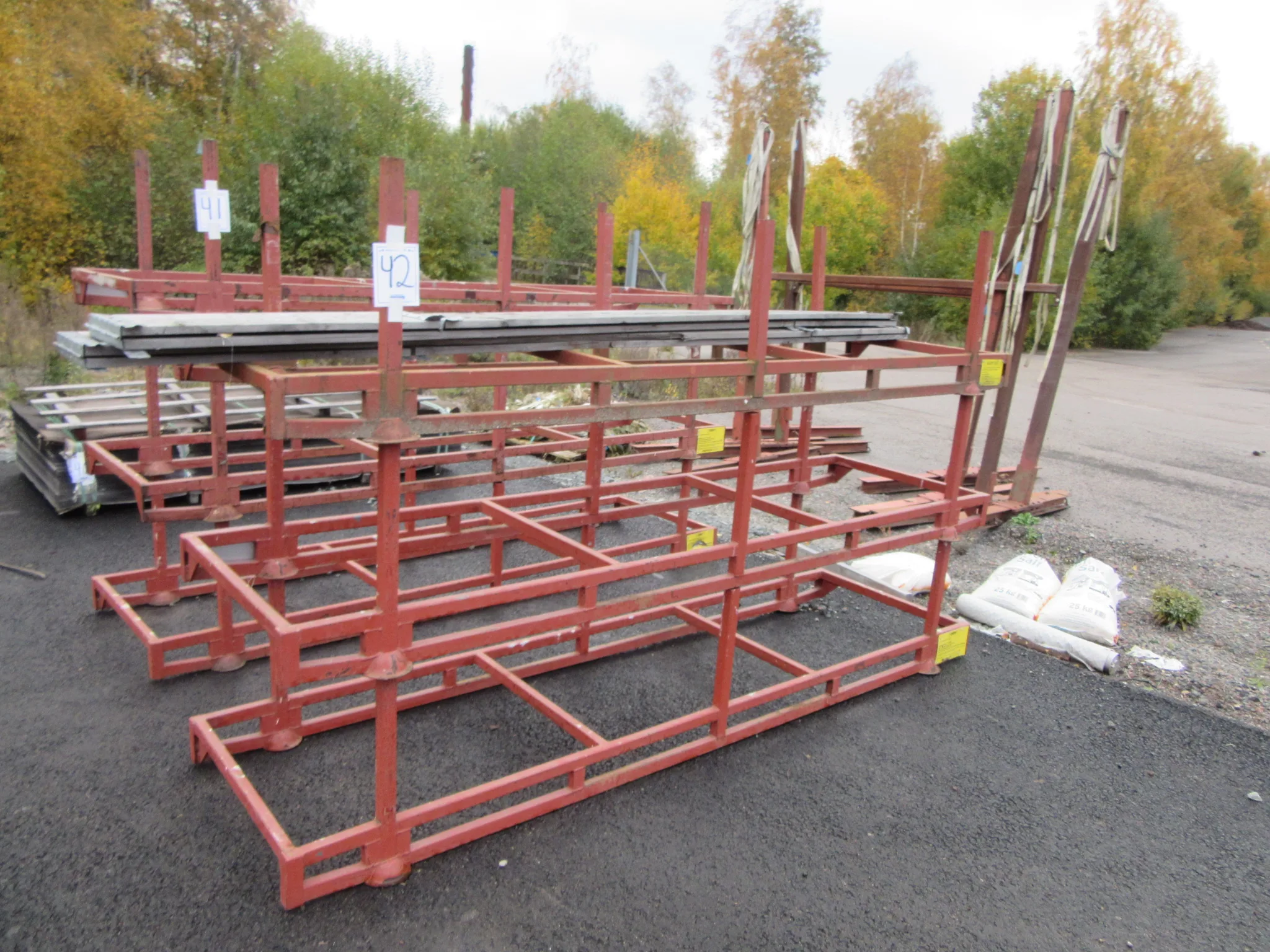 3 st materialställ
