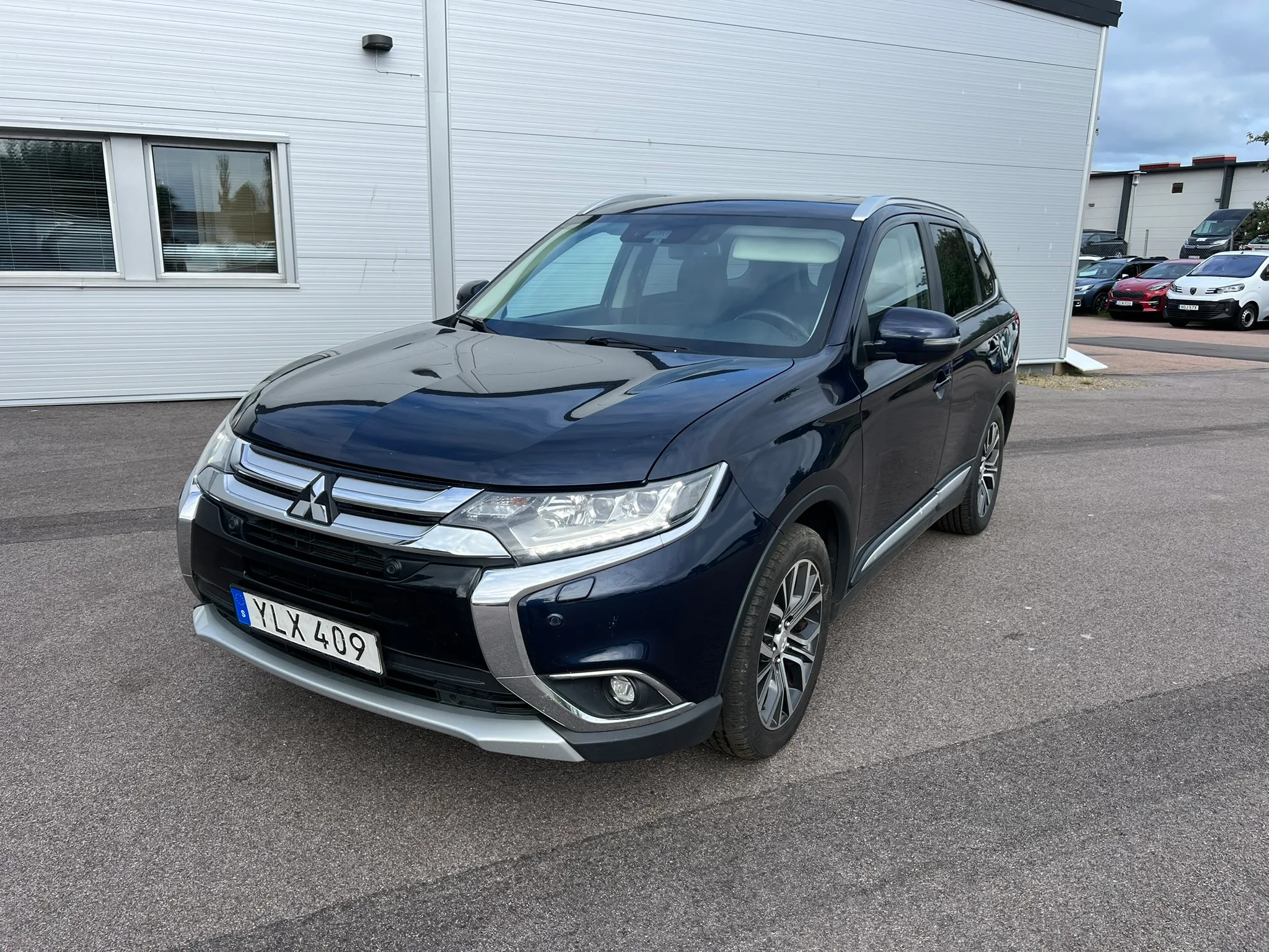 Mitsubishi Outlander 2.2 Di-D 4WD YLX409