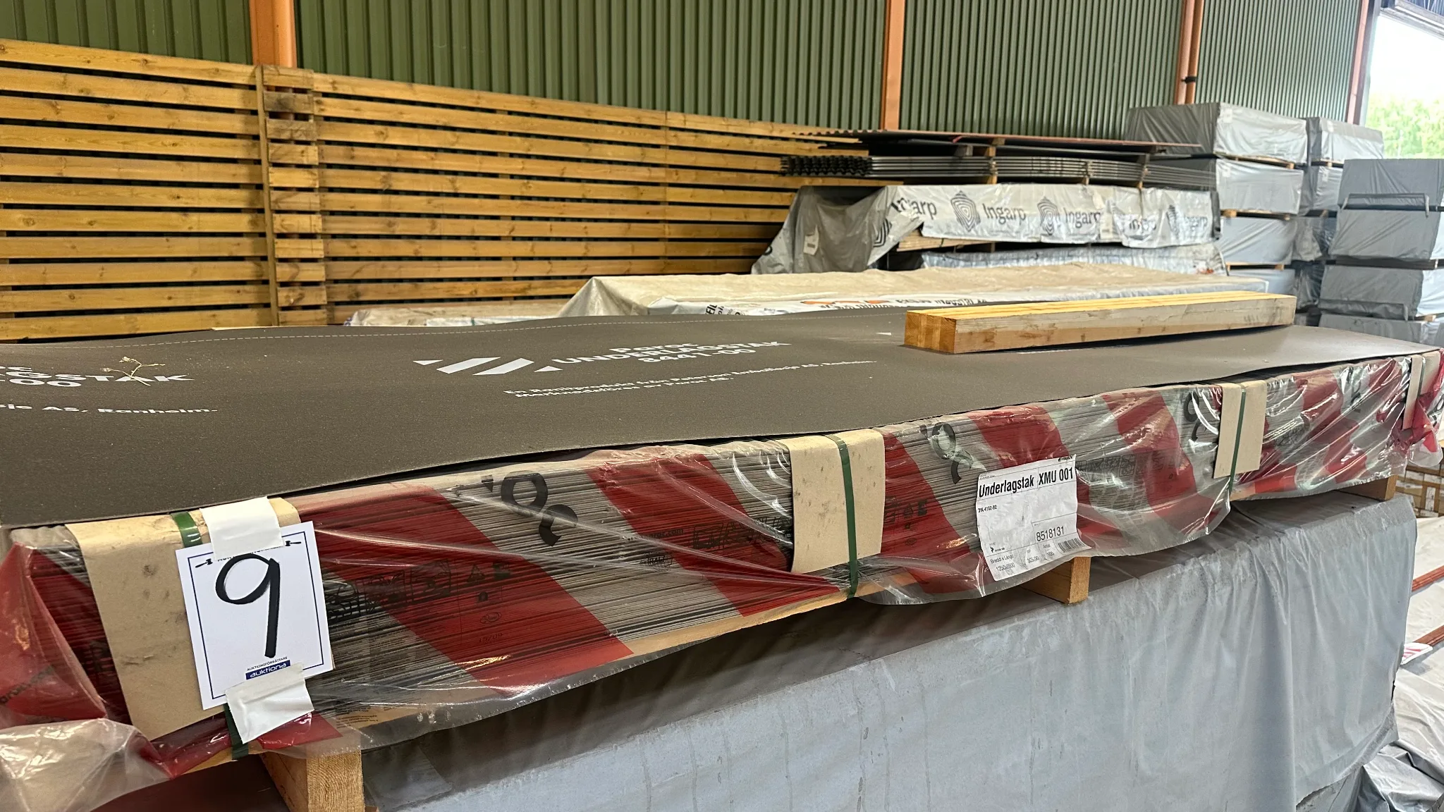 1 st paket underlagstak på auktion i Vetlanda hos Auctiona
