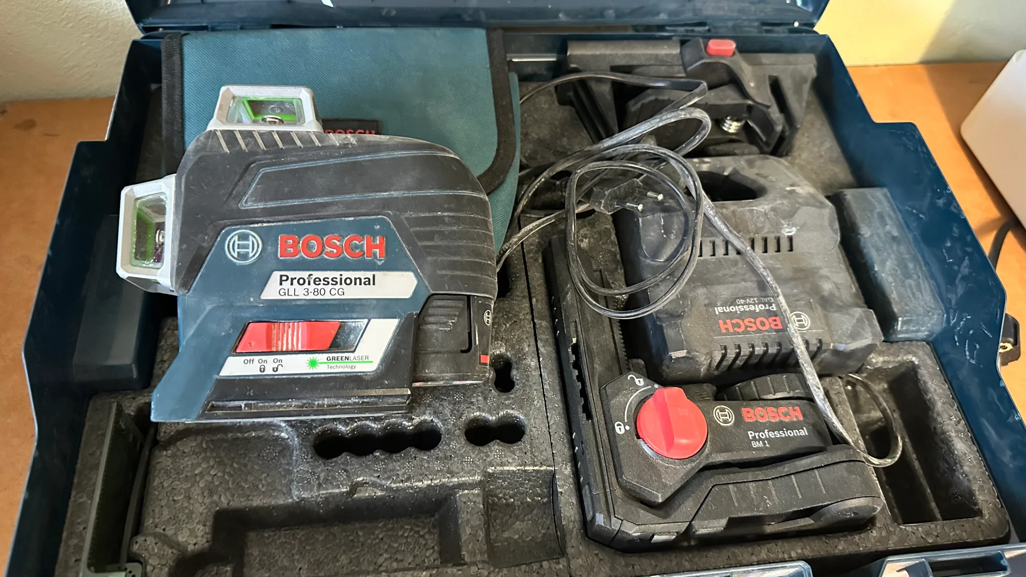 Krysslaser Bosch