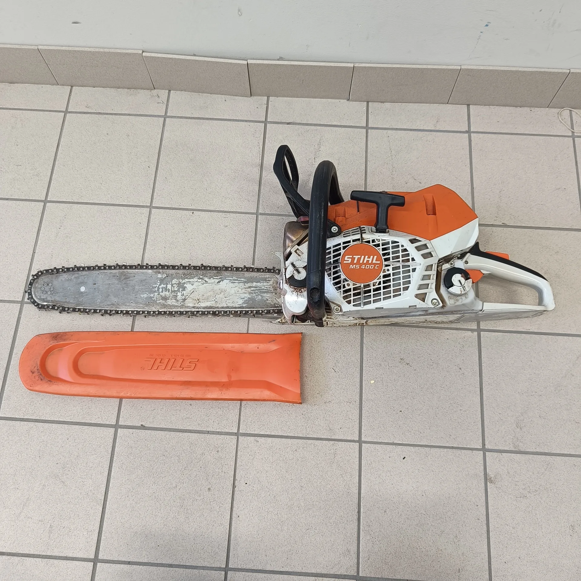 Motorsåg Stihl MS400C, tillv 2025-05 på auktion i Lomma hos Auctiona