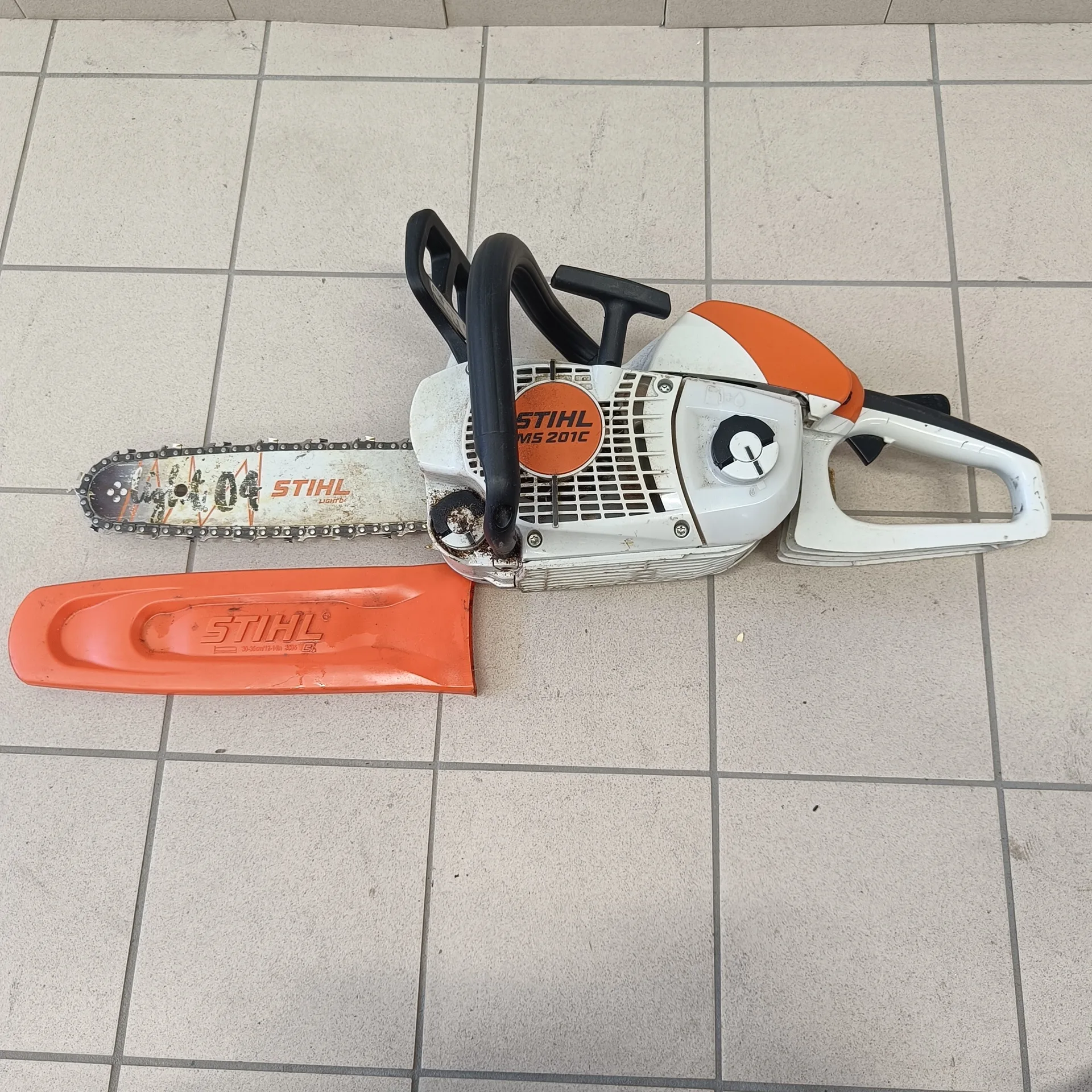 Motorsåg Stihl MS201C, tillv 2025-07 på auktion i Lomma hos Auctiona