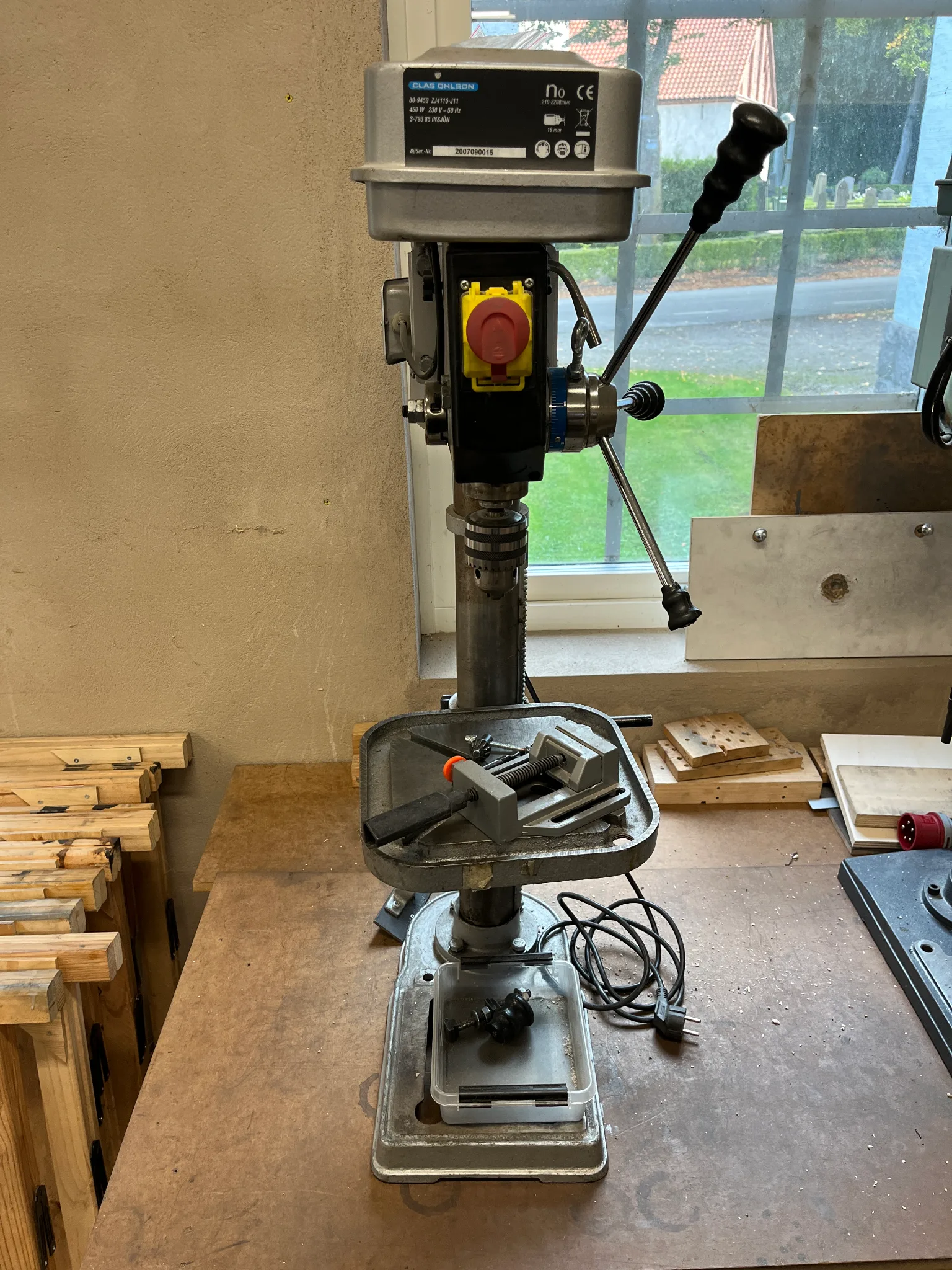 Bänkborrmaskin clas ohlson på auktion i Furulund hos Auctiona