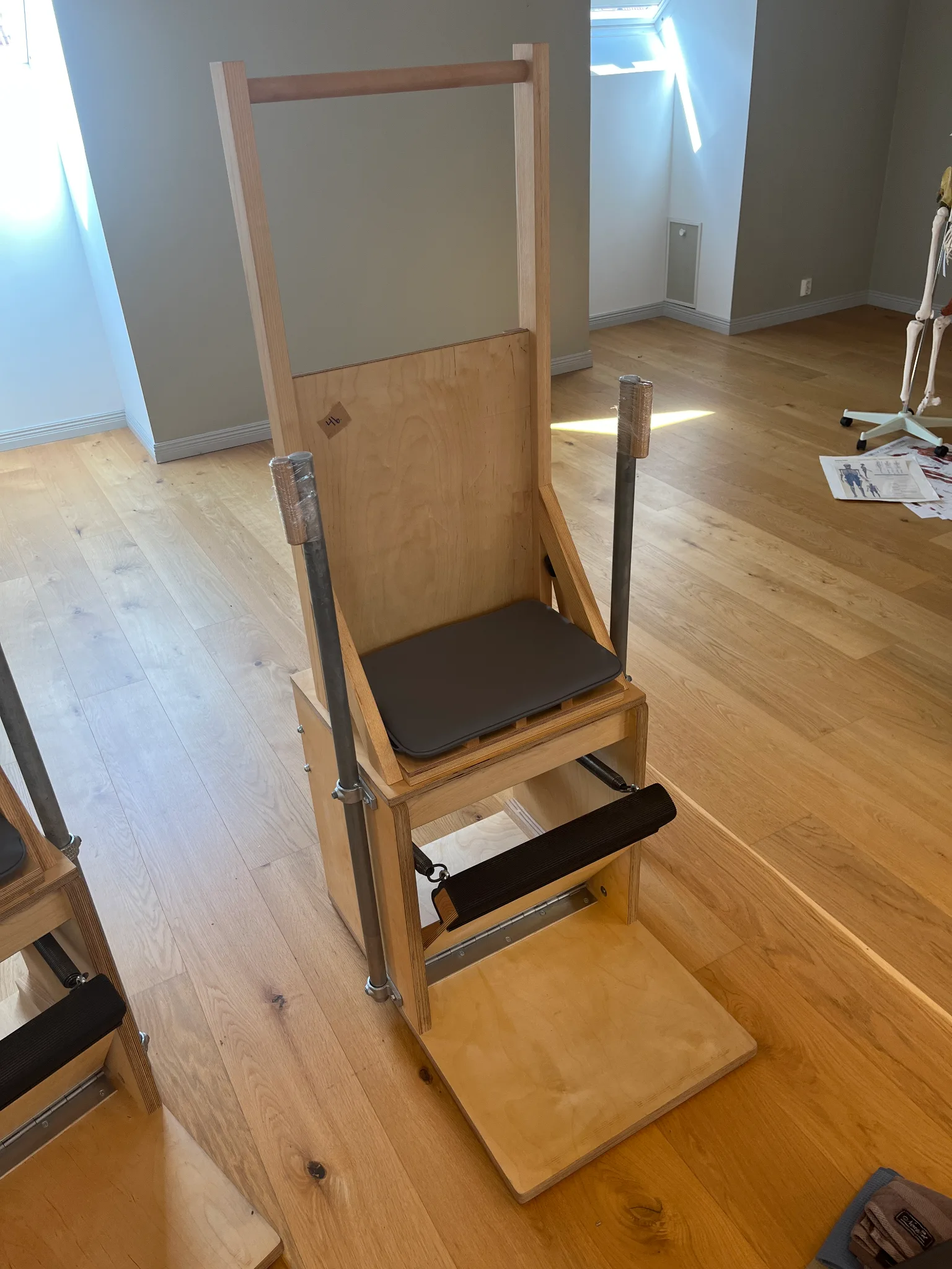 High Chair Pilatesmaskin på auktion i Furulund hos Auctiona