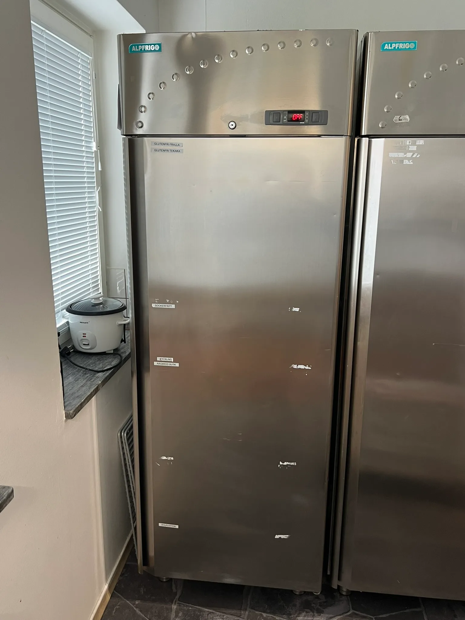 Frys Alpfrigo på auktion i Skövde hos Auctiona
