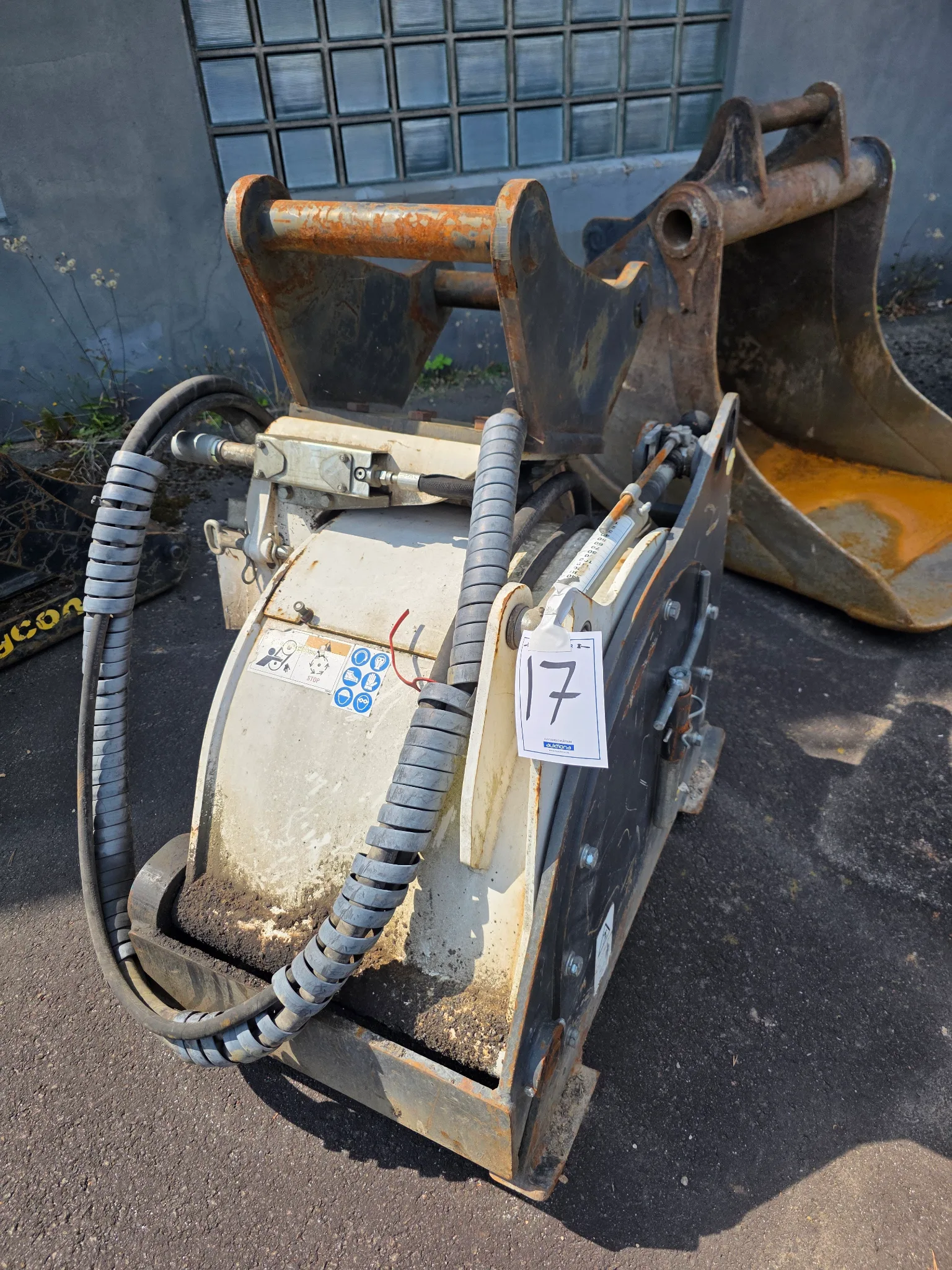 Simex asfaltsfräs PLB 450 med s60 fäste