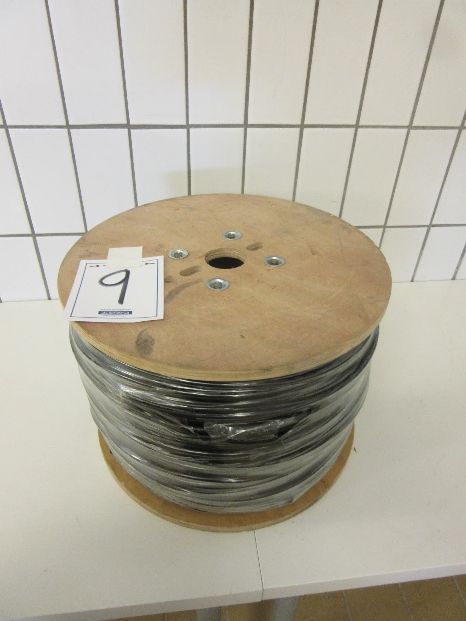 500 m kabel type H1Z2Z2-K på auktion i Nässjö hos Auctiona