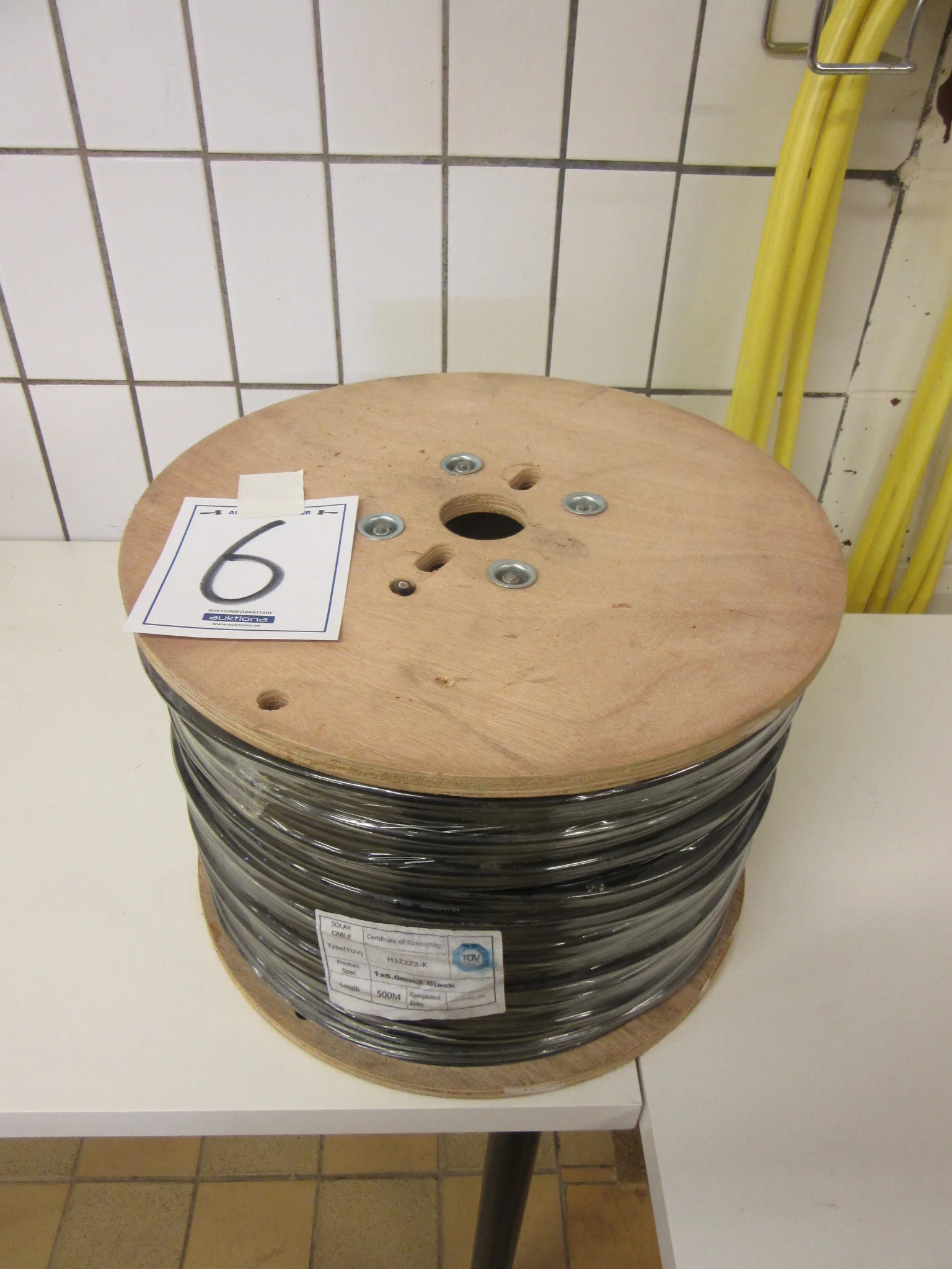 500 m kabel type H1Z2Z2-K på auktion i Nässjö hos Auctiona