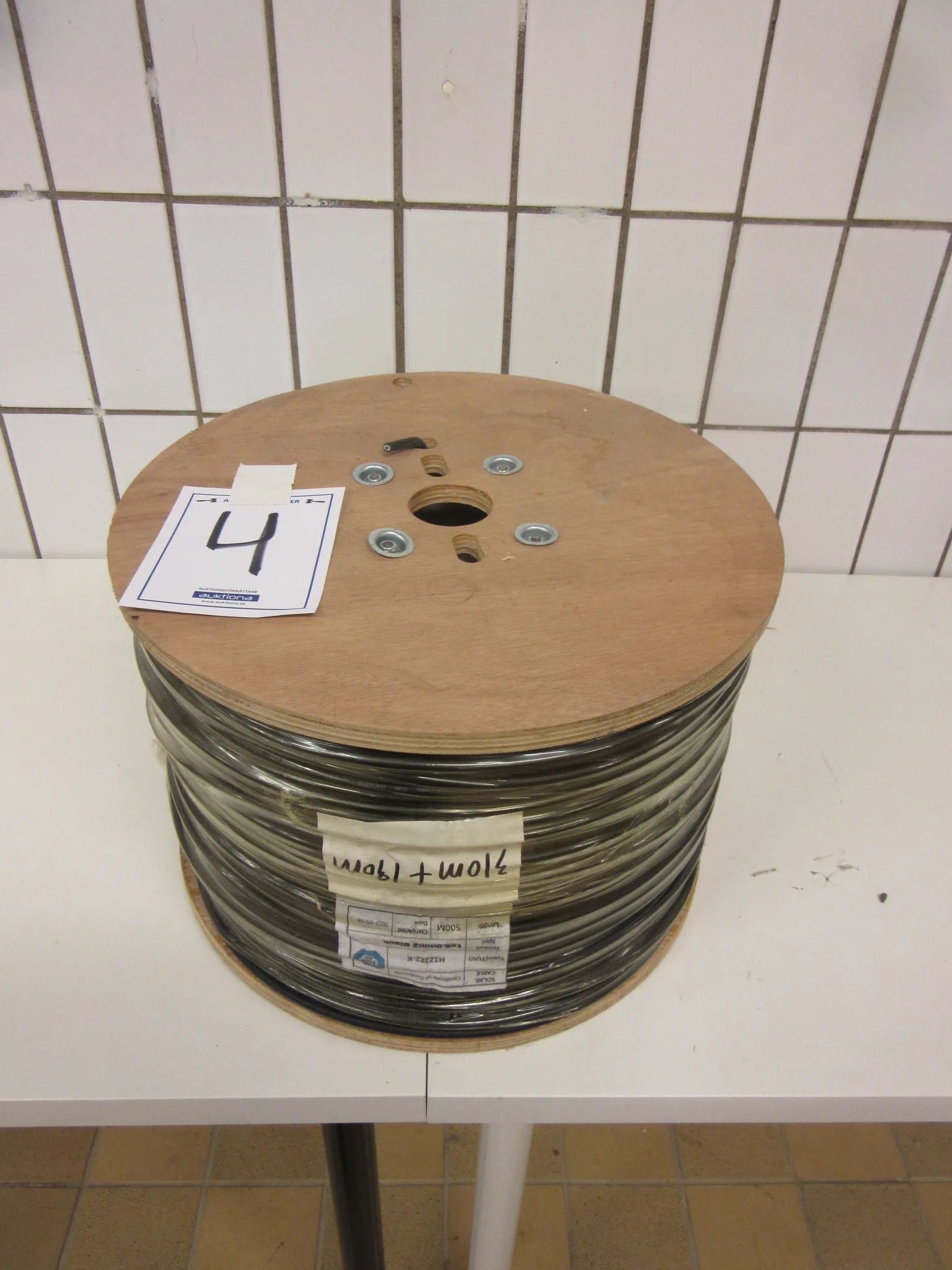 500 m kabel type H1Z2Z2-K på auktion i Nässjö hos Auctiona