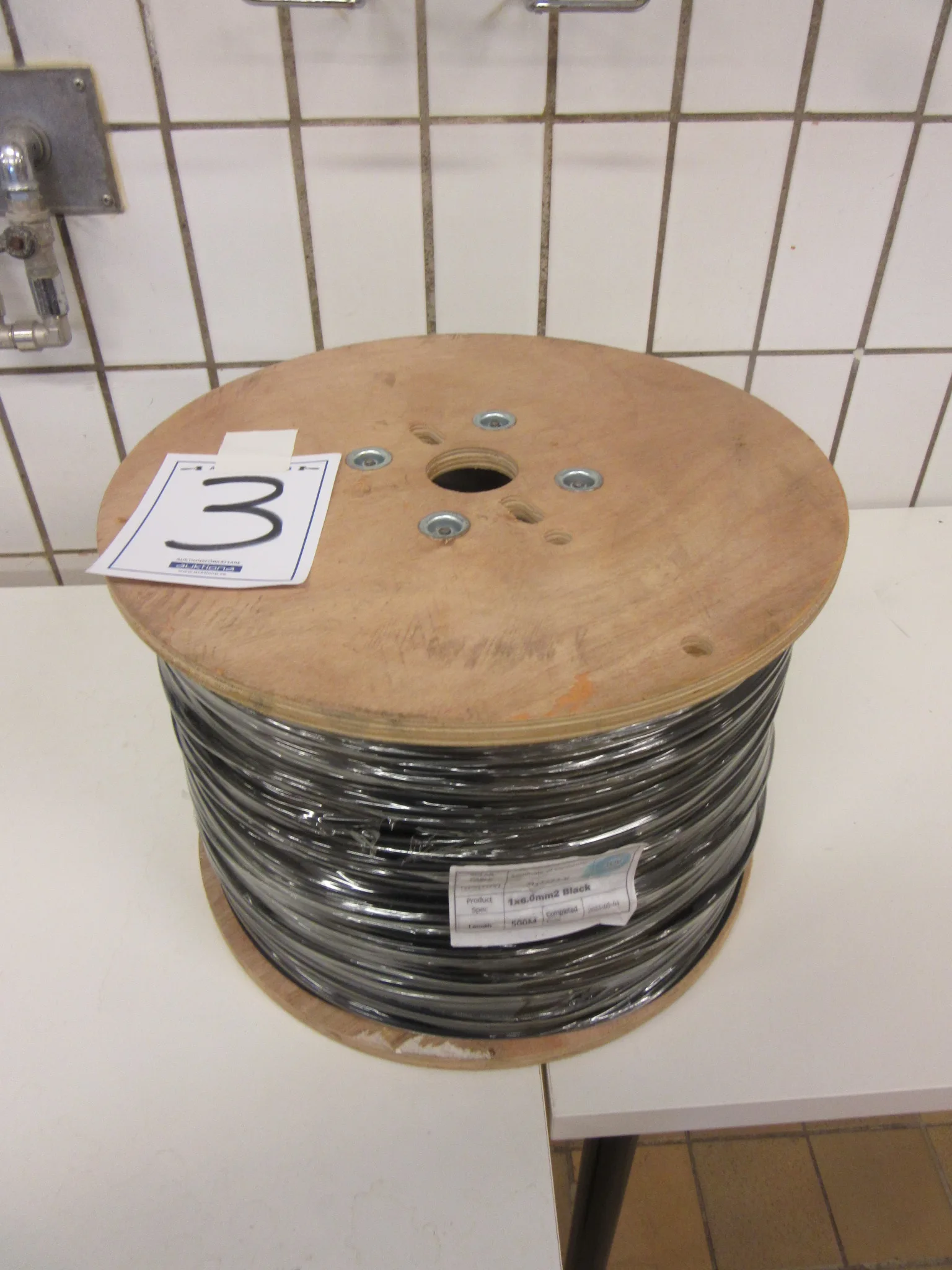 500 m kabel type H1Z2Z2-K på auktion i Nässjö hos Auctiona