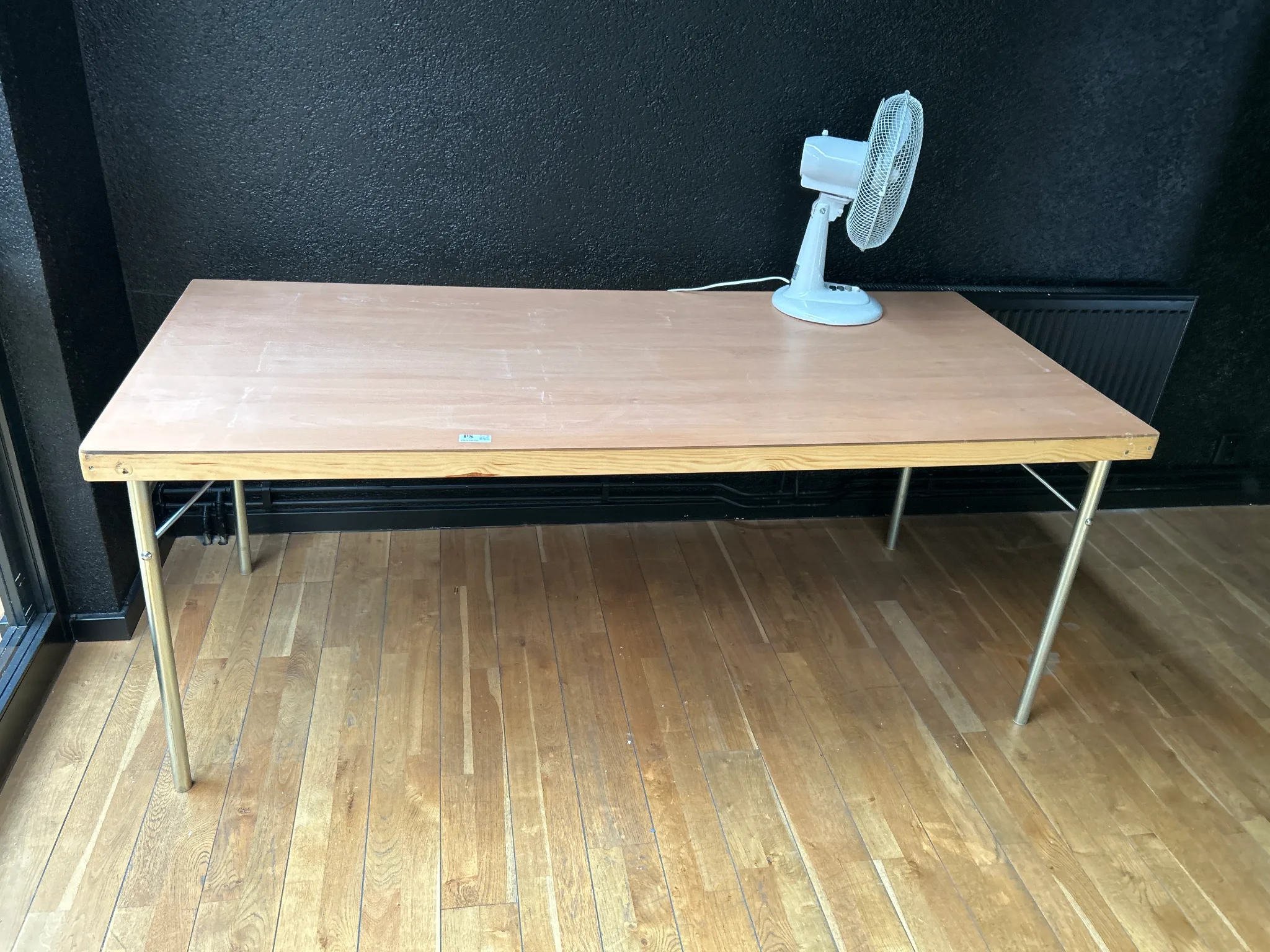 Ihopfällbara bord 2 st och stol