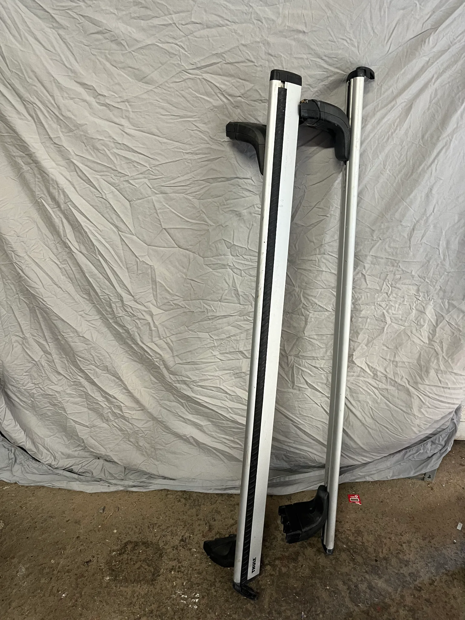 Thule takräcken på auktion i Fjärdhundra hos Auctiona
