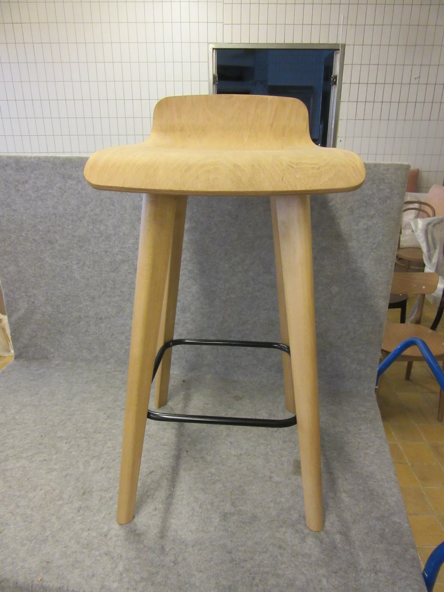 4 st barstolar Fameg på auktion i Nässjö hos Auctiona