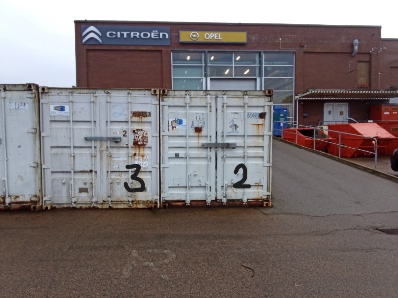 40" container för däckförvaring