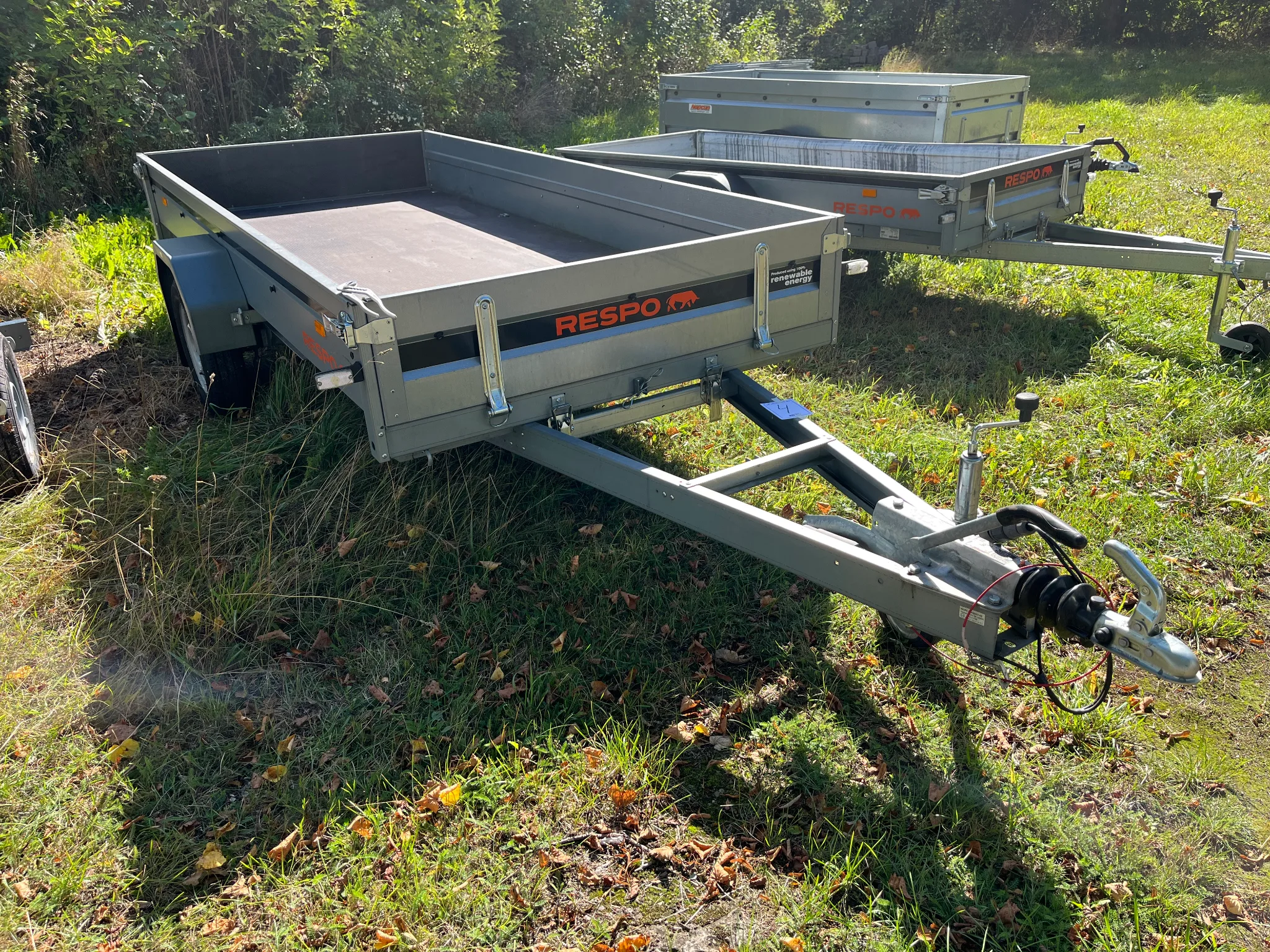NYTT! Släp med tipp - Respo R4801 (TKD069) på auktion i Teckomatorp hos Auctiona