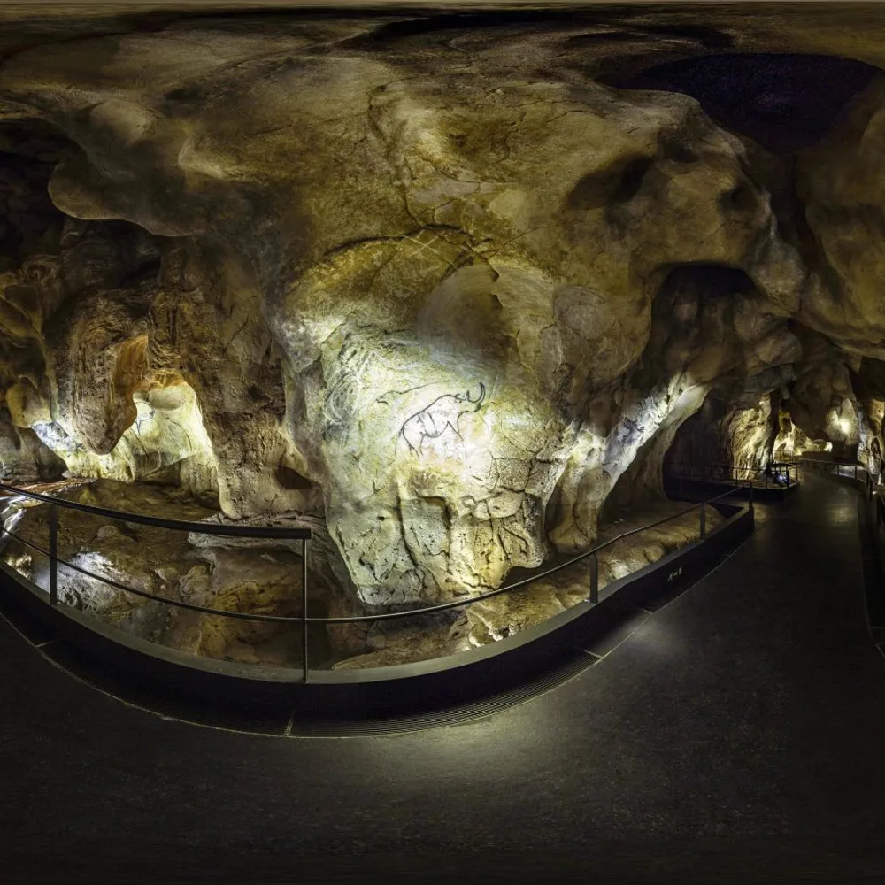 La grotte restituée 2