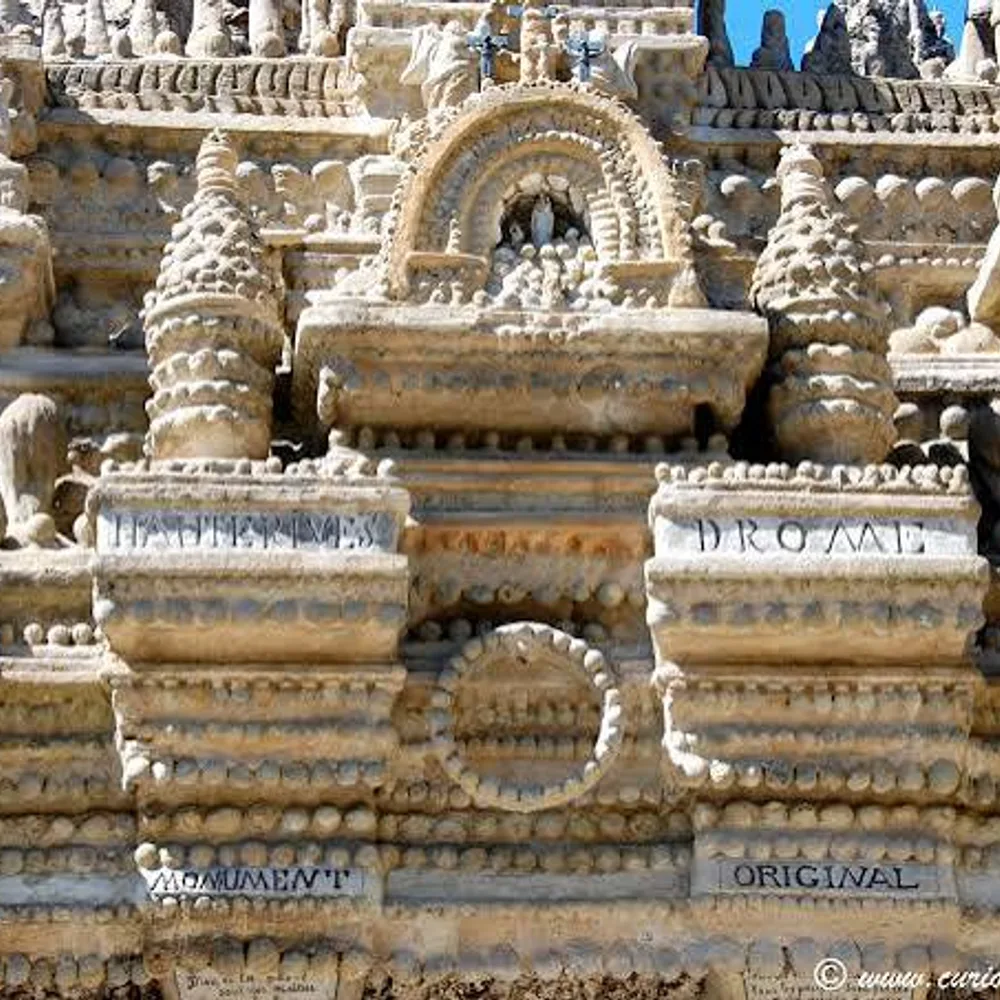 Le Palais Idéal du Facteur Cheval - Espace muséographique